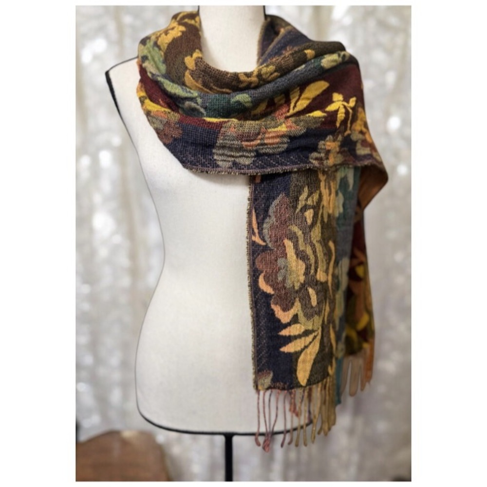 MULTICOLORED WOOL SCARF 🧣